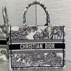 Christian Dior Shopping Bags